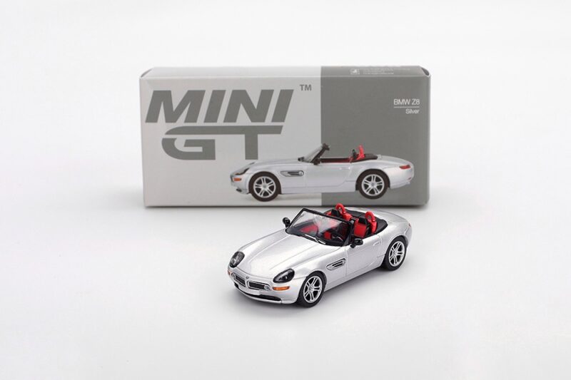 Mini GT BMW Z8 Silver