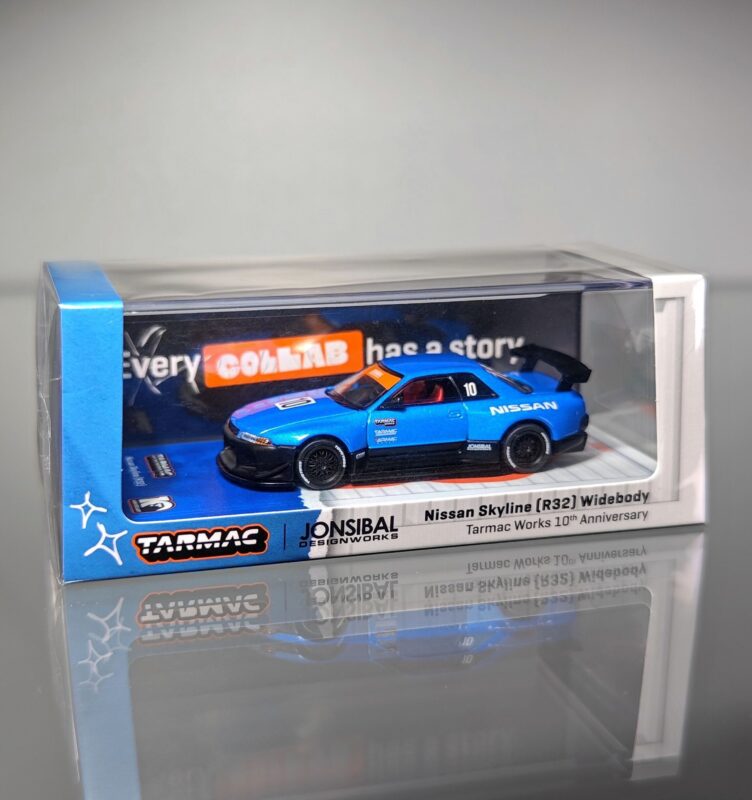 Tarmac Works Nissan Skyline (R32) Widebody Tarmac Works 10th Anniversary - Designed by Jon Sibal