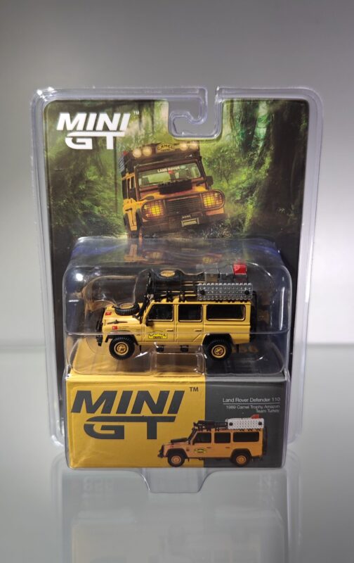 Mini GT Land Rover Defender 110 1989 Camel Trophy Amazon Team Turkey "Turkey Exclusive"