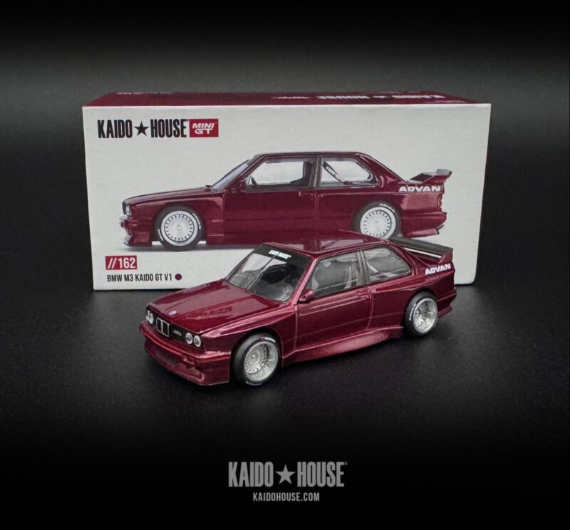 KAIDOHOUSE x MINI GT BMW M3 (E30) Kaido GT V1 (Açıq qutu)
