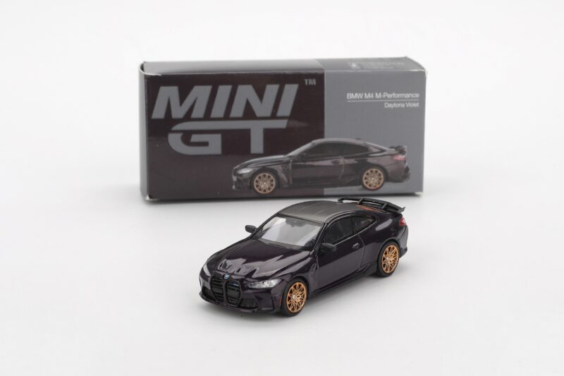 Mini GT BMW M4 M-Performance Daytona Violet