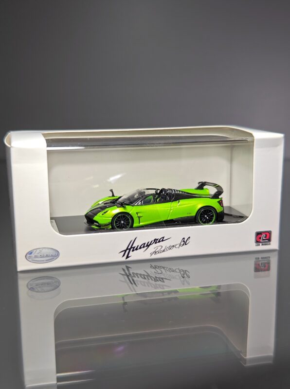 LCD Models Pagani Huayra BC Roadster - Green